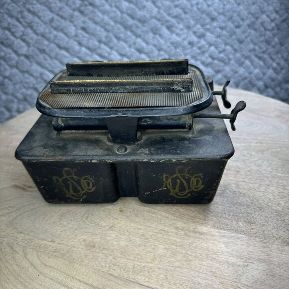 Antique Cast Iron stove for sad iron‎ Incomplete Base only Non-working for parts - Picture 3 of 16